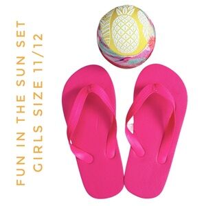 ✅ 5 for $25 - New Pink Flip Flops Size 11/12 & Used Water Ball, Fun In Sun